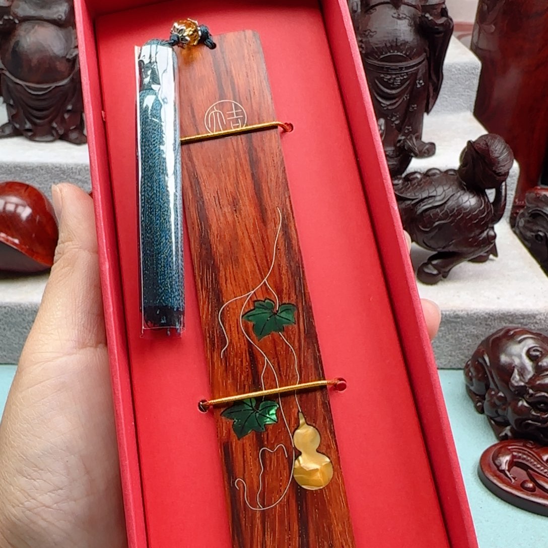 小叶紫檀把件书签