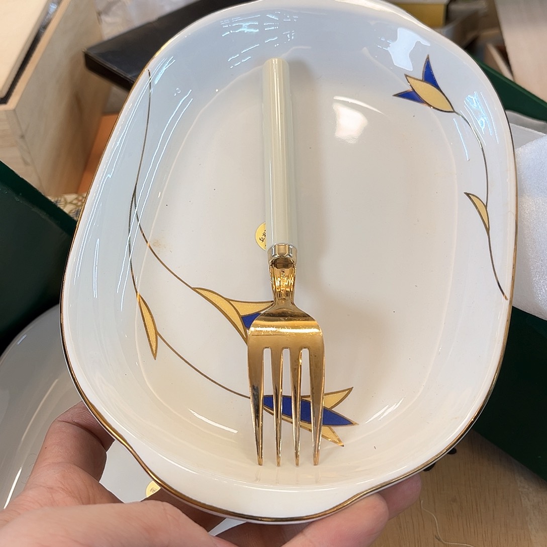 盖碗你们要好好吃饭哈啊亲爱