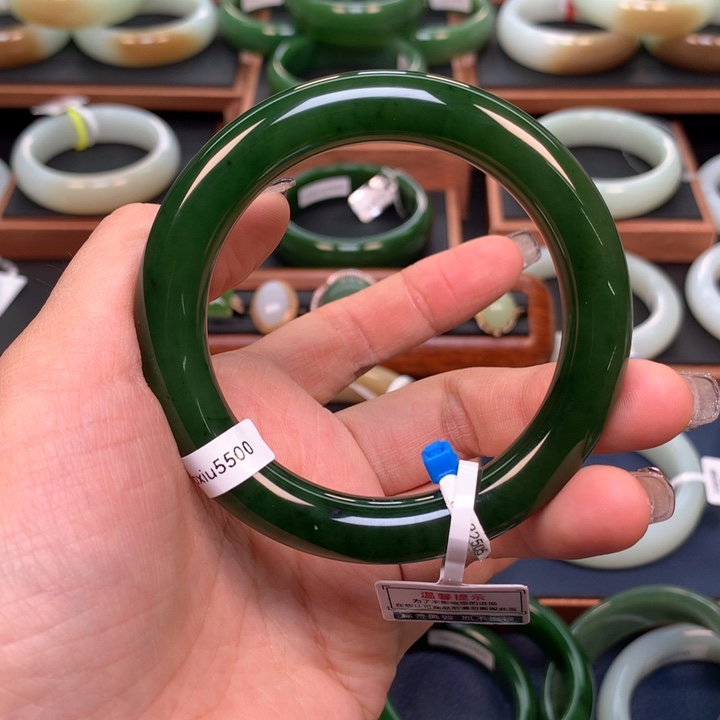 和田玉（碧玉）手镯5657圈口未镶嵌