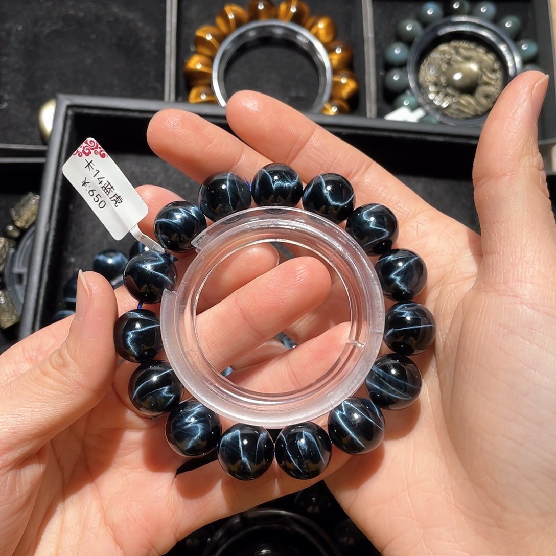 木变石（虎睛石）手链未镶嵌郝***喝