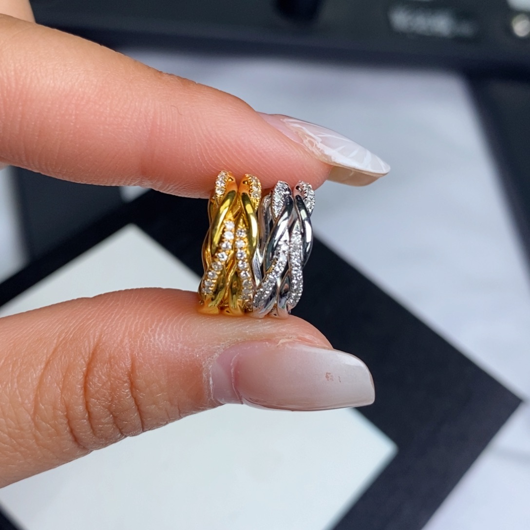 钻石耳饰18K金镶嵌设计款麻花耳包（搭甜甜圈）多样性发其一