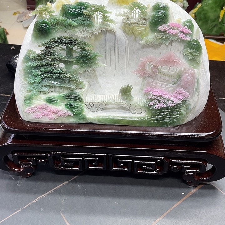 玉国****箱家居摆件办公室摆件