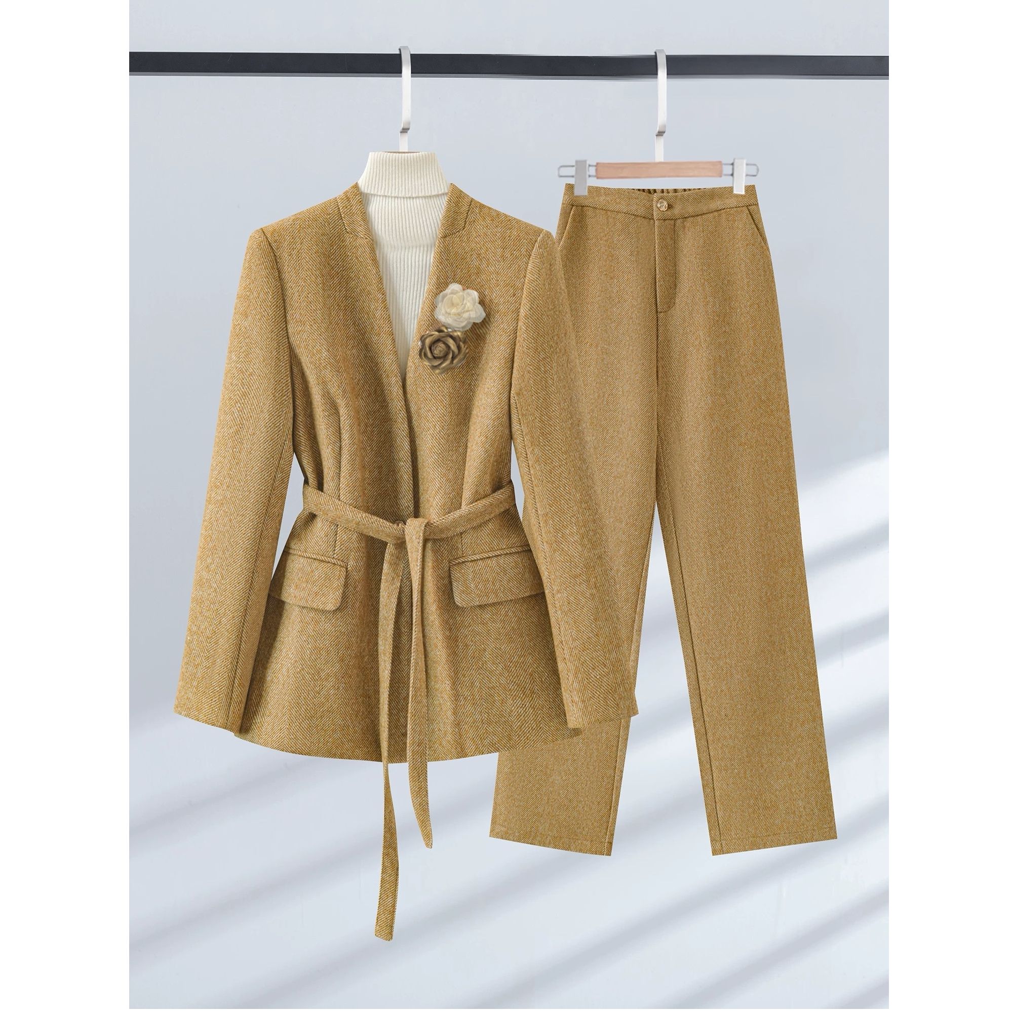 〈纪朵研〉1500新款潮牌修身外套+裤子秋款套装