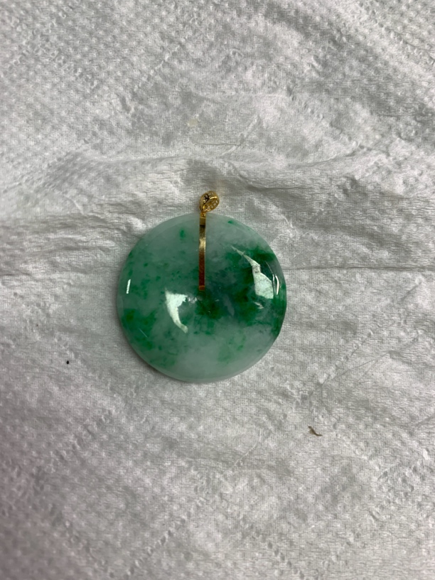 玉如军意翡翠珠宝