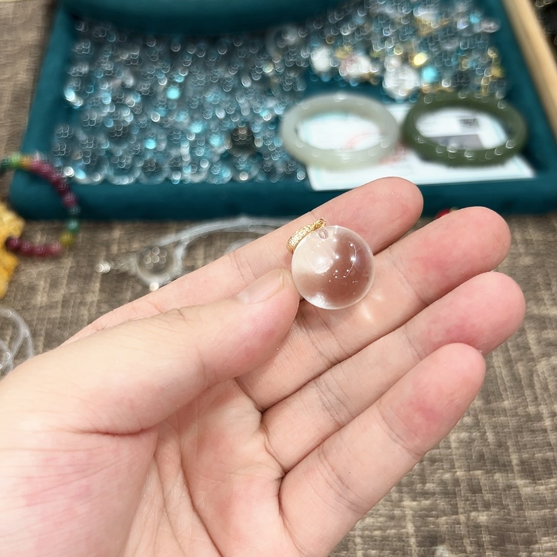 未镶嵌颈饰水晶水晶灯泡