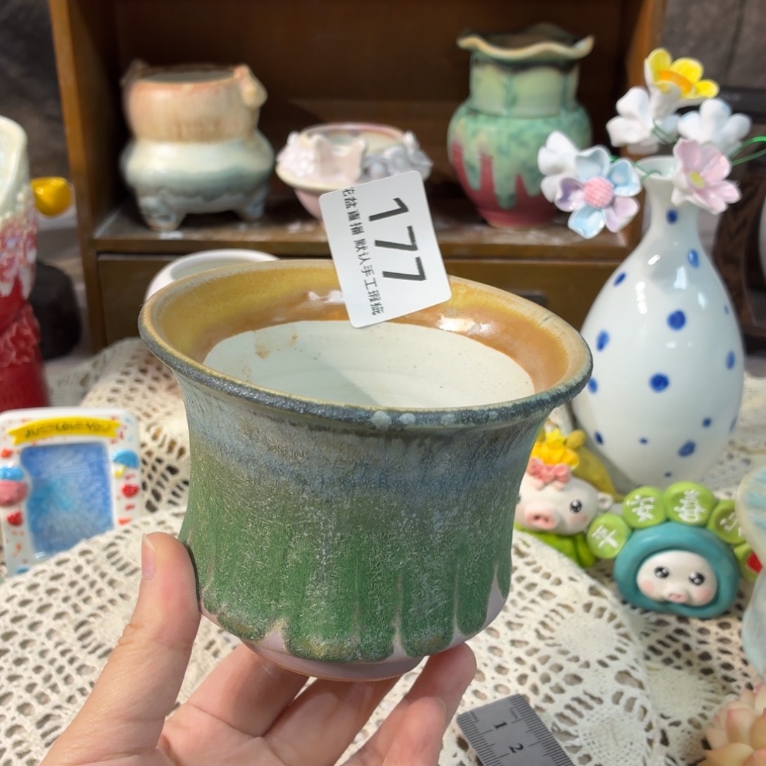 景德镇陶瓷花盆艺术