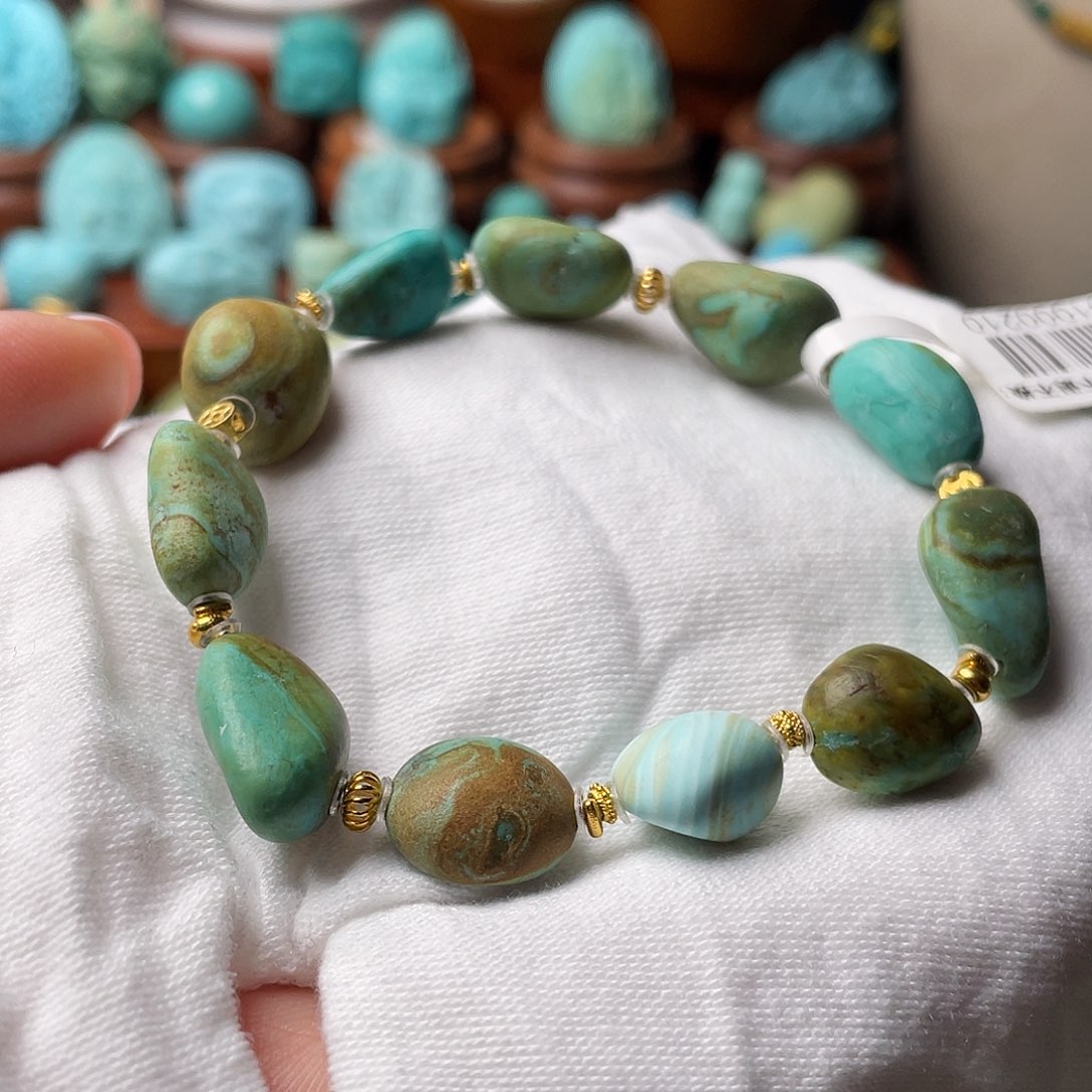 绿松石珠宝奇石18K金镶嵌