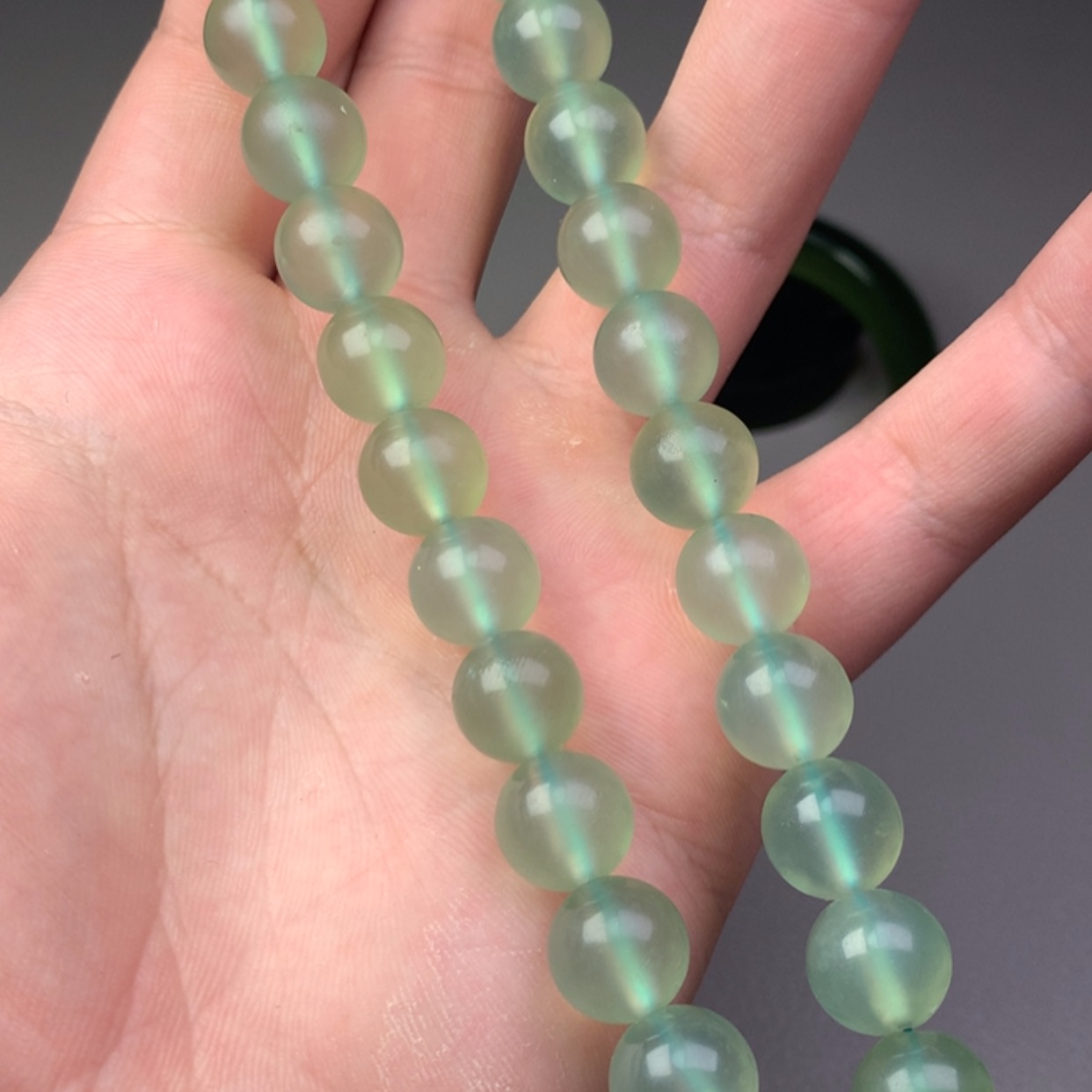 【闪购商品】未镶嵌蛇纹石玉岫玉