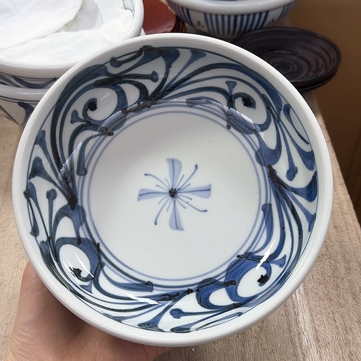 瓷片噗哈哈哈哈哈哈哈哈哈我笑