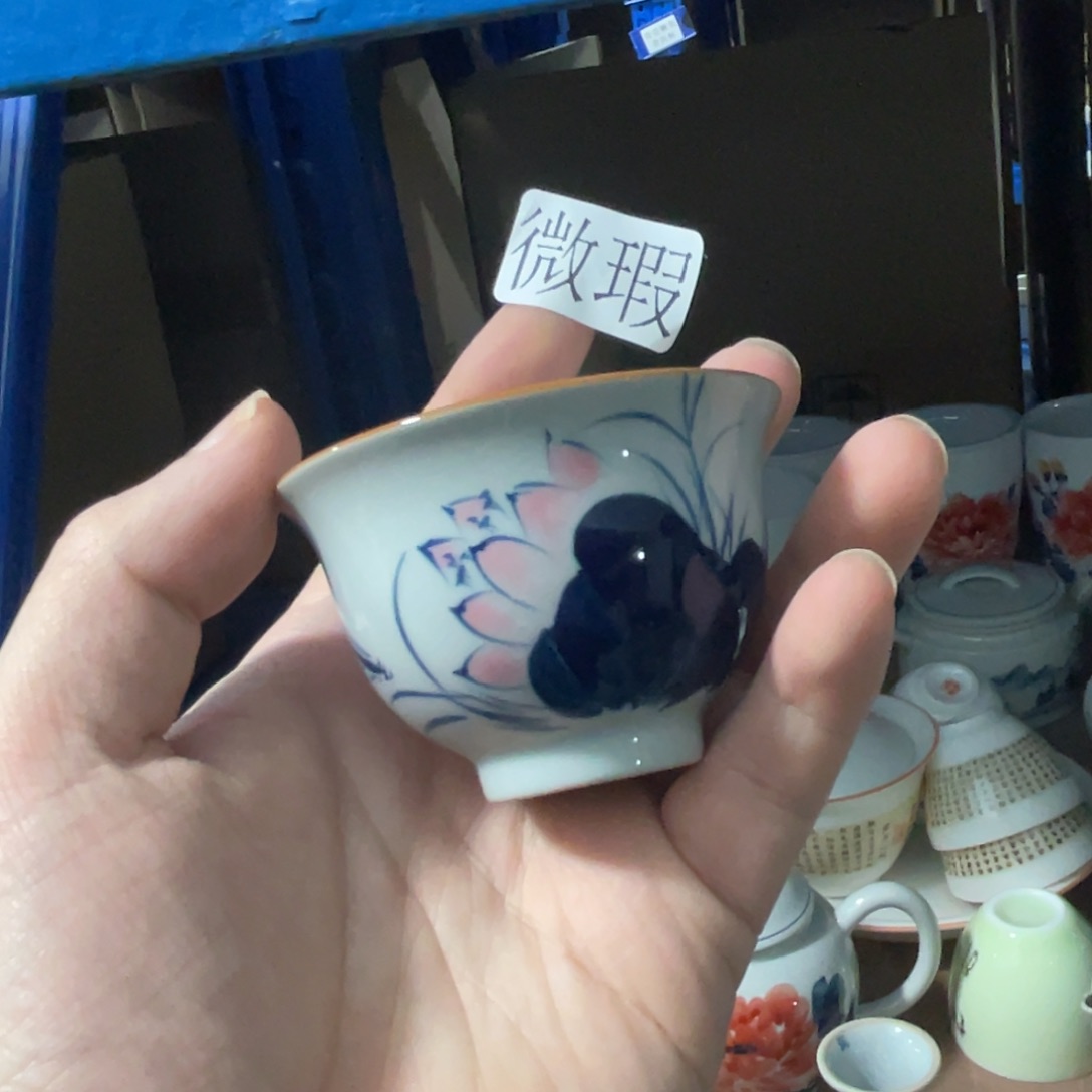 釉下手绘茶具微瑕