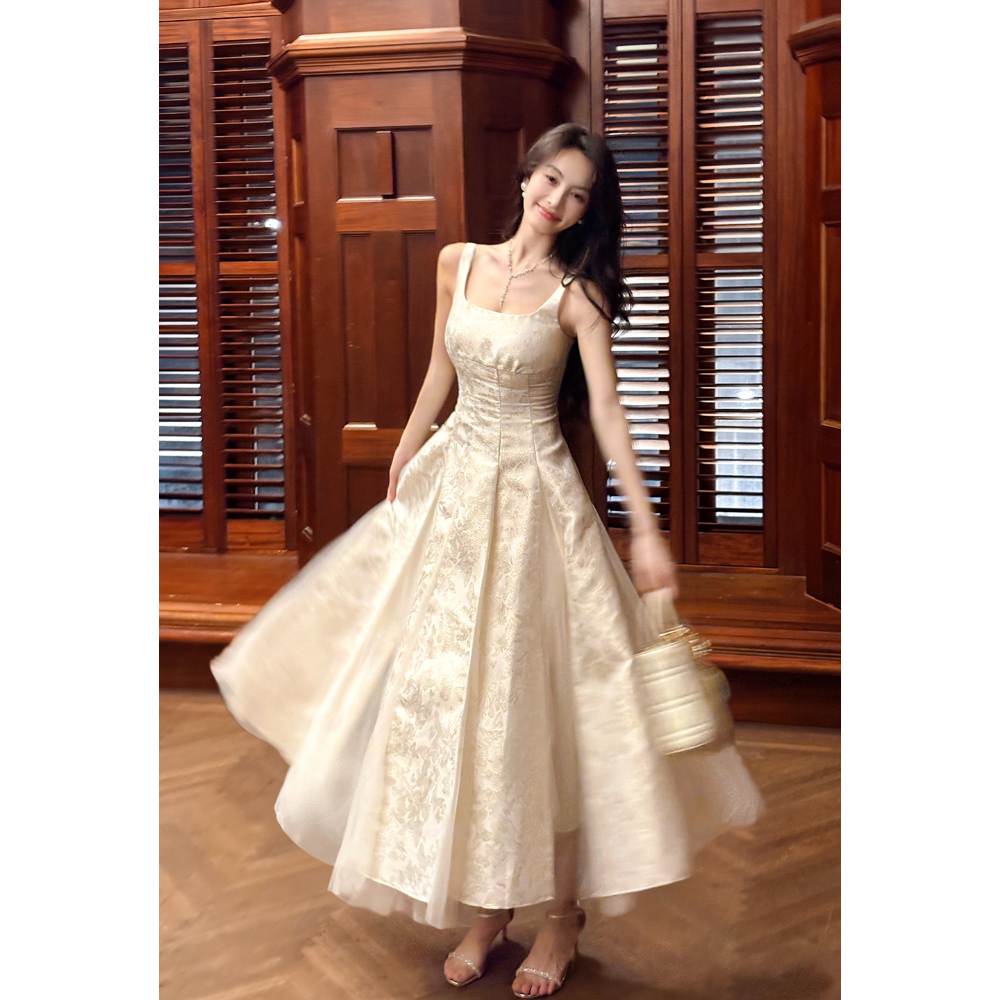 Good Job【淡雅白茶】法式提花吊带网纱连衣裙绝美平时可穿小礼服