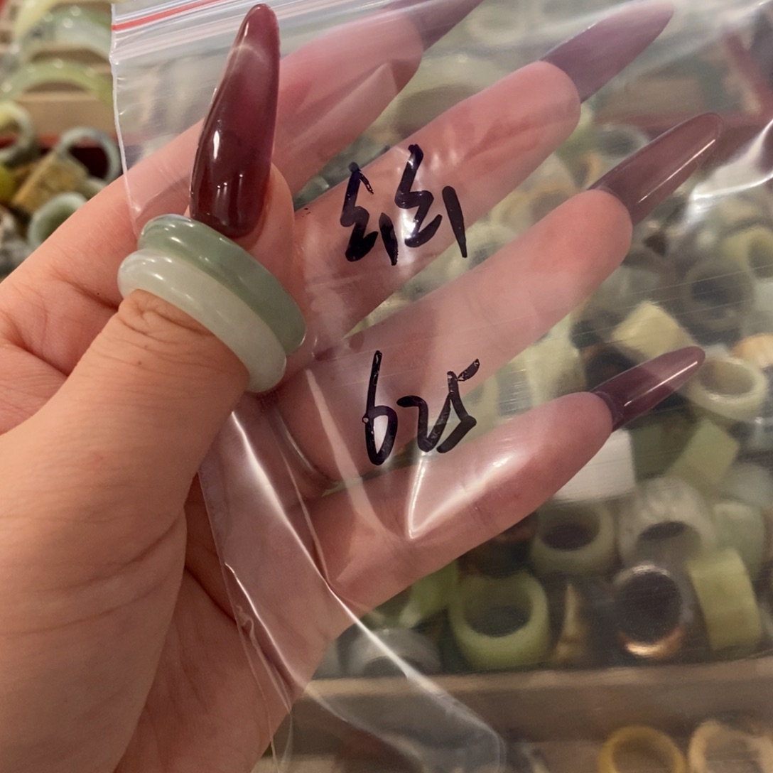 幺***幺蛇纹石玉未镶嵌戒指