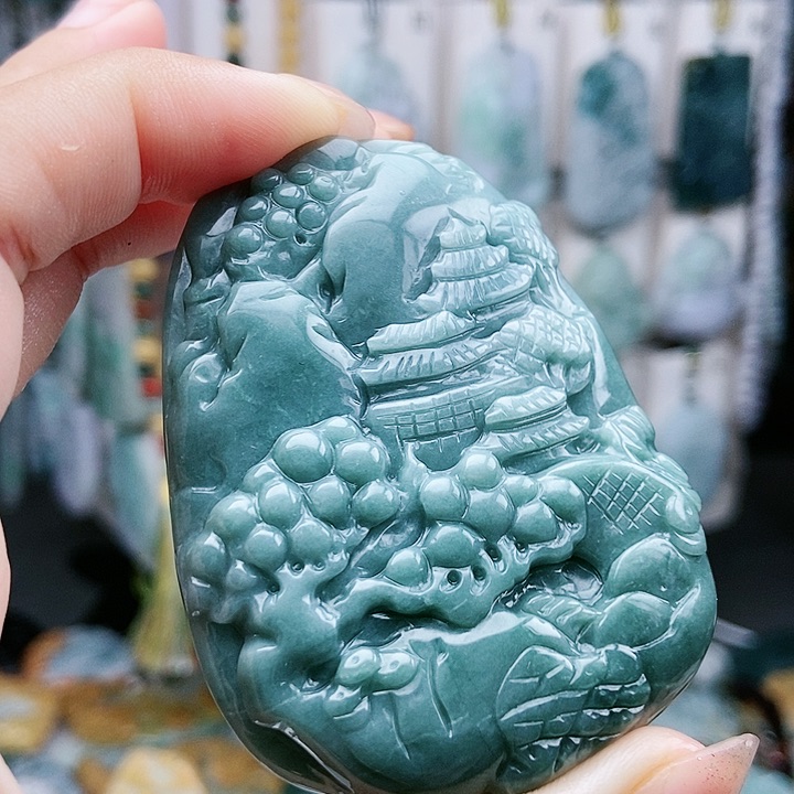 翡翠未镶嵌颈饰翡翠