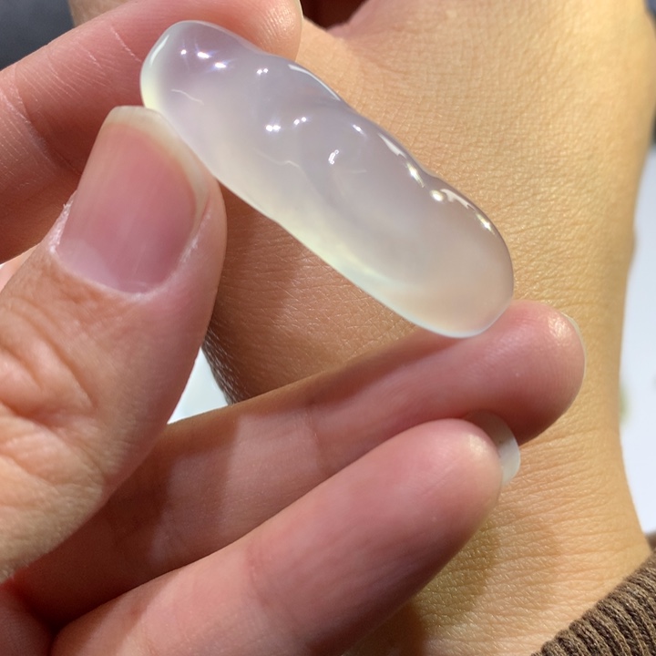 翡翠颈饰未镶嵌随型