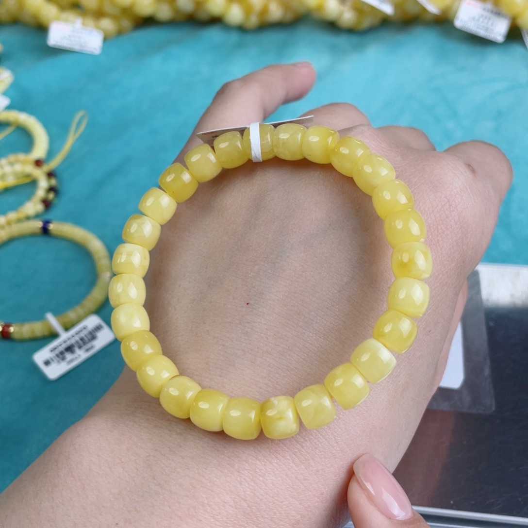 蜜蜡裸石未镶嵌蜜蜡77