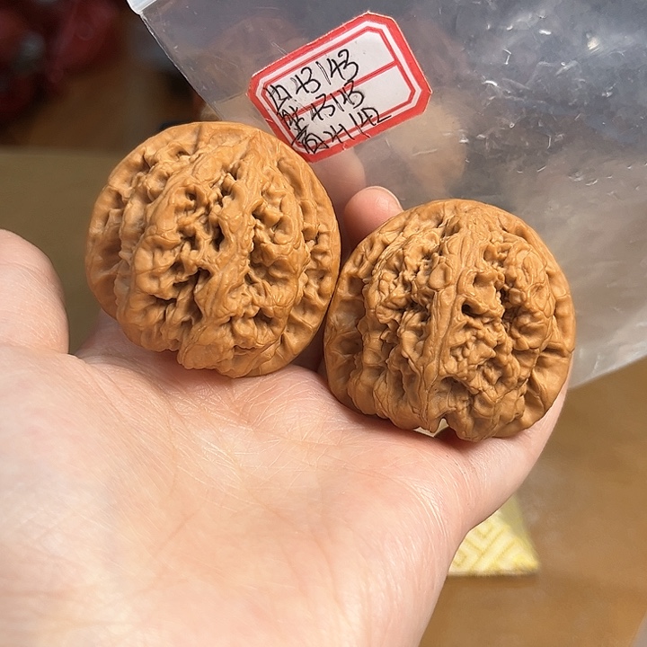 把件文玩核桃非嫁接大粗筋有修