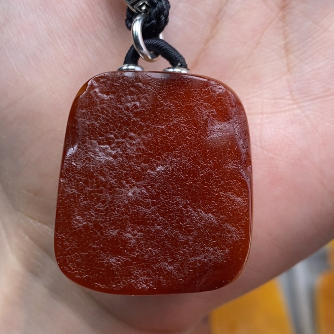 琥珀吊坠(赠链)未镶嵌