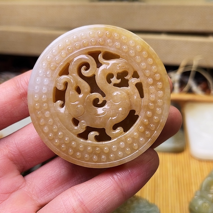 和田玉未镶嵌吊坠(不含链)