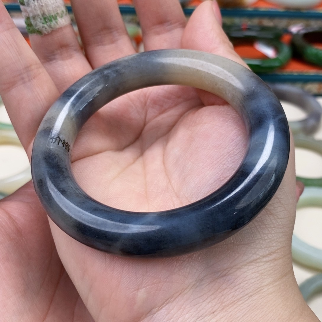 和田玉手镯57未镶嵌