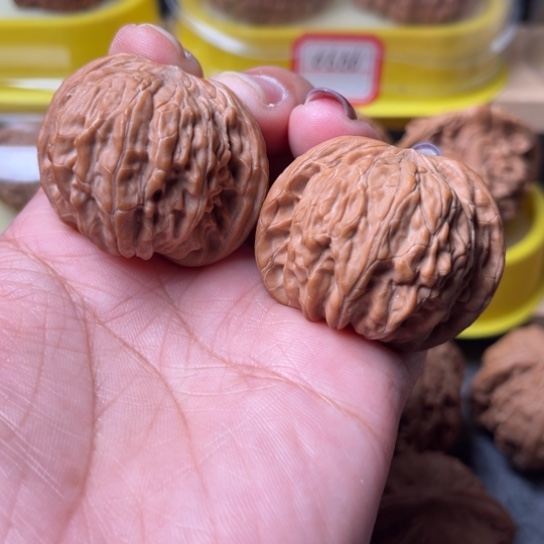 文玩核桃吊坠小*啦磨盘