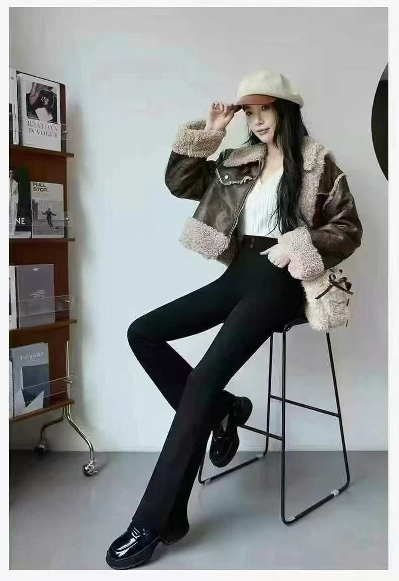 高腰显瘦喇叭裤女春秋微喇裤黑色弹力修身时尚休闲裤