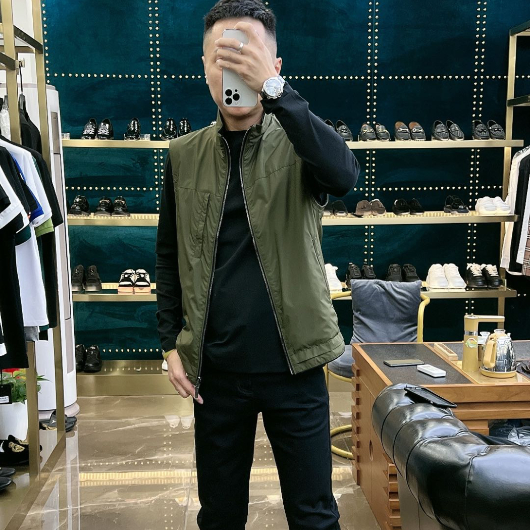71370男士新款双面马甲