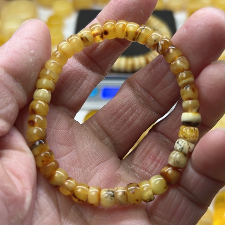 琥珀（矿物珀）手串未镶嵌