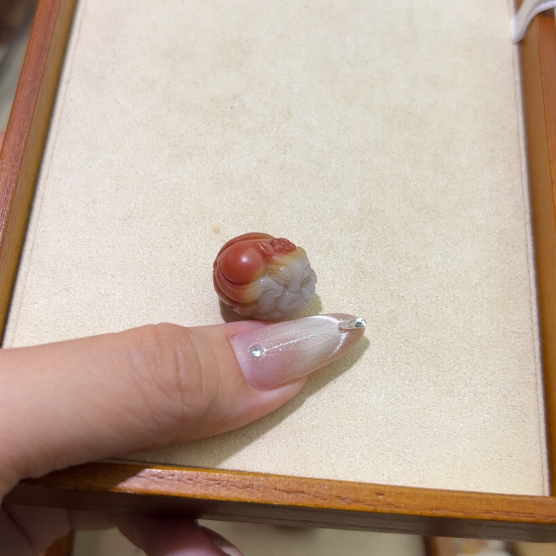 冰***雪石英质玉未镶嵌颈饰