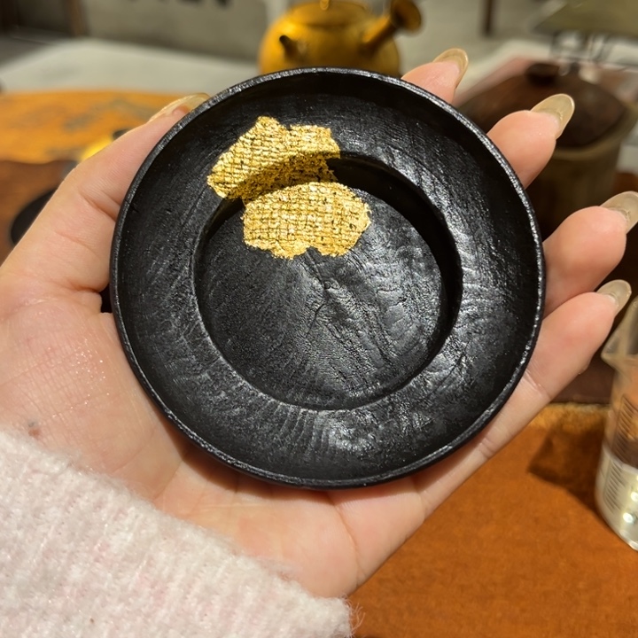 景德镇鱼和熊手工陶艺