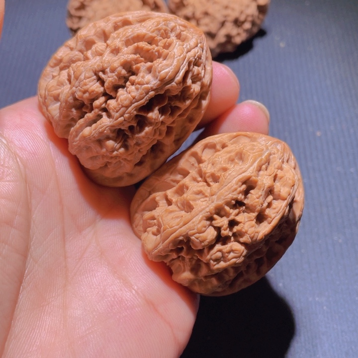 文玩核桃吊坠将军膀