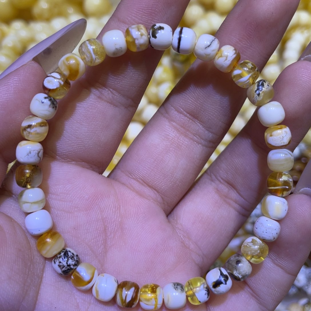 蜜蜡未镶嵌珠宝奇石6m