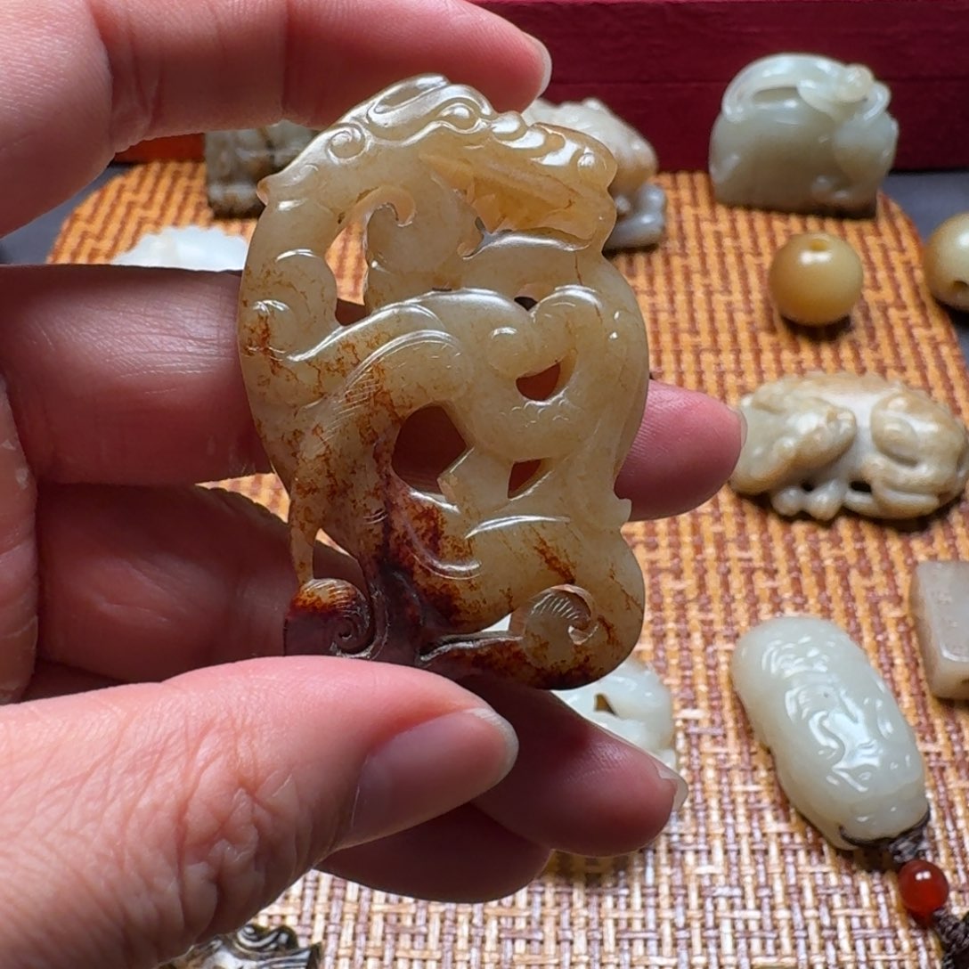 瑞***8和田玉未镶嵌手链