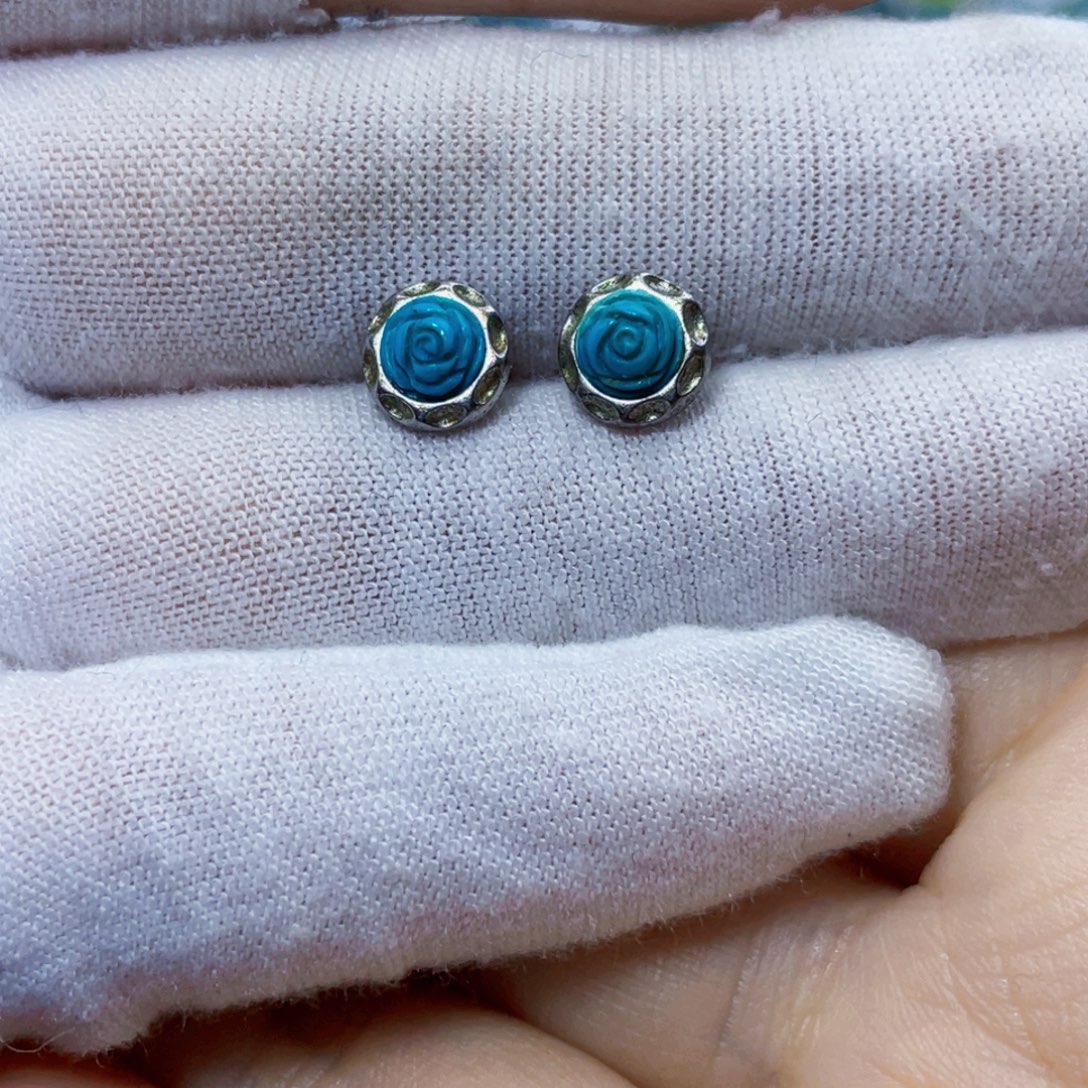 绿松石未镶嵌饰品