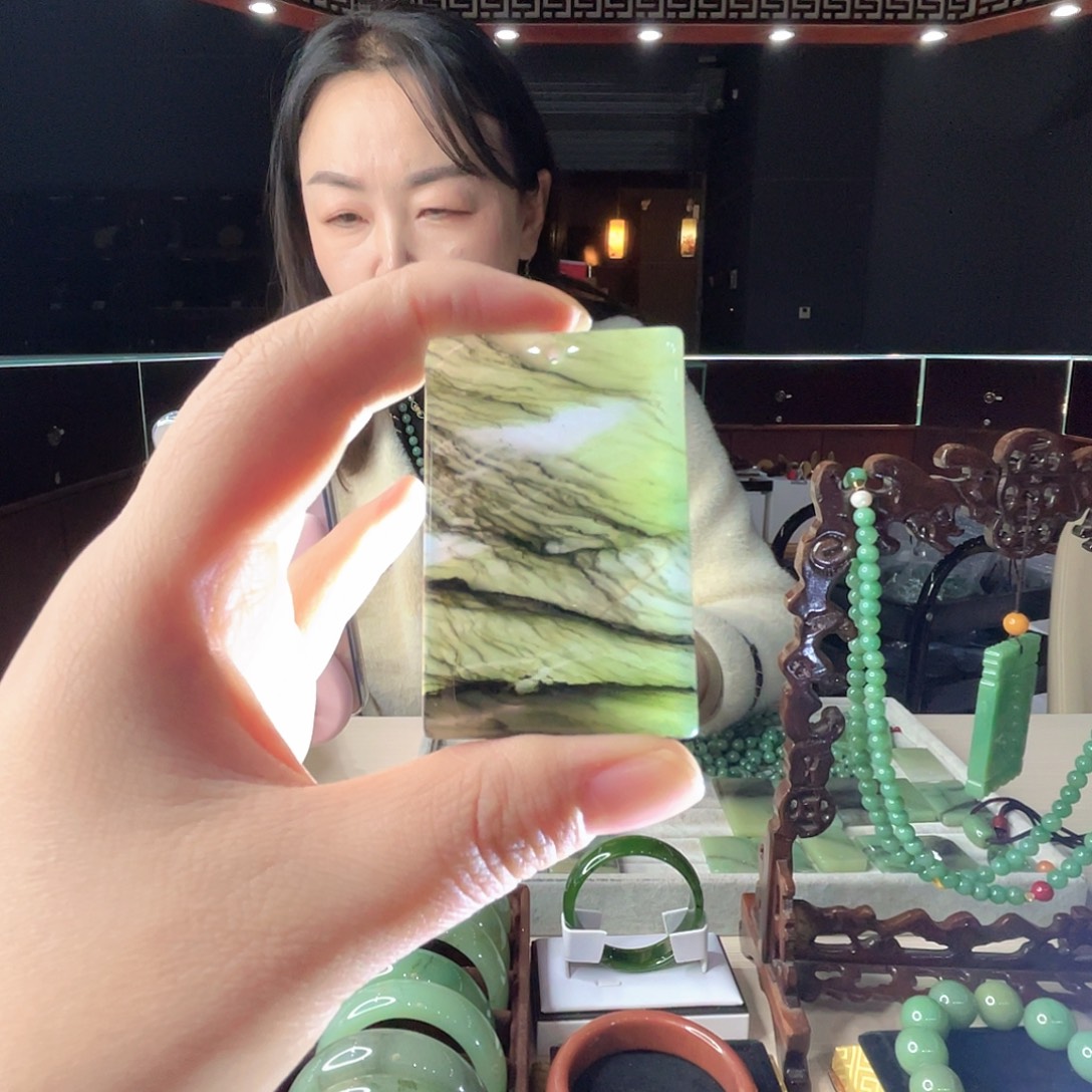 密玉（石英质玉）未镶嵌颈饰