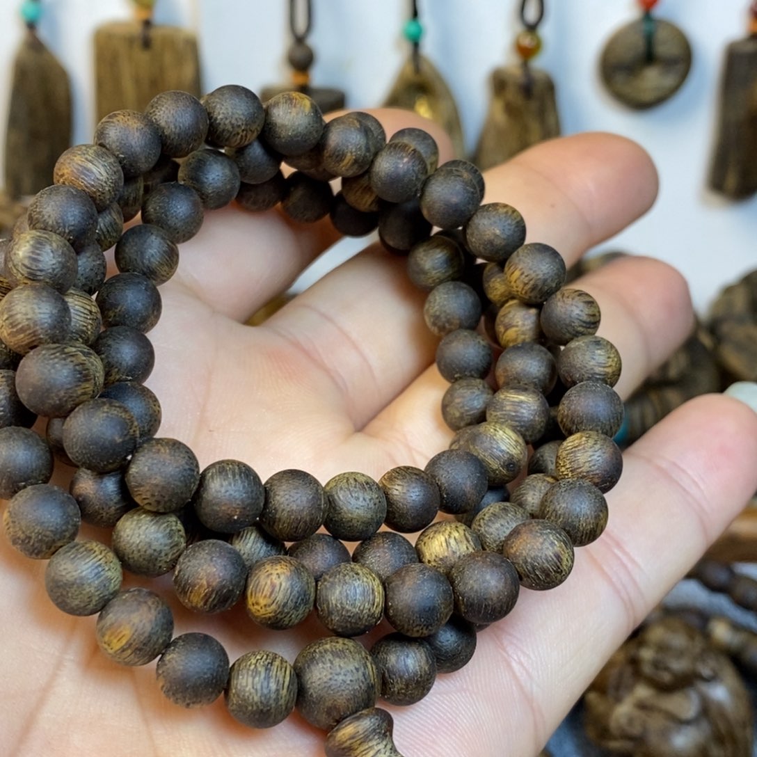 李***医沉香沉香碎屑卡0.71.2的25.8克