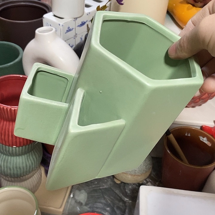 陶盆有孔 瑕疵针孔漏釉介意勿拍外口 9外高12