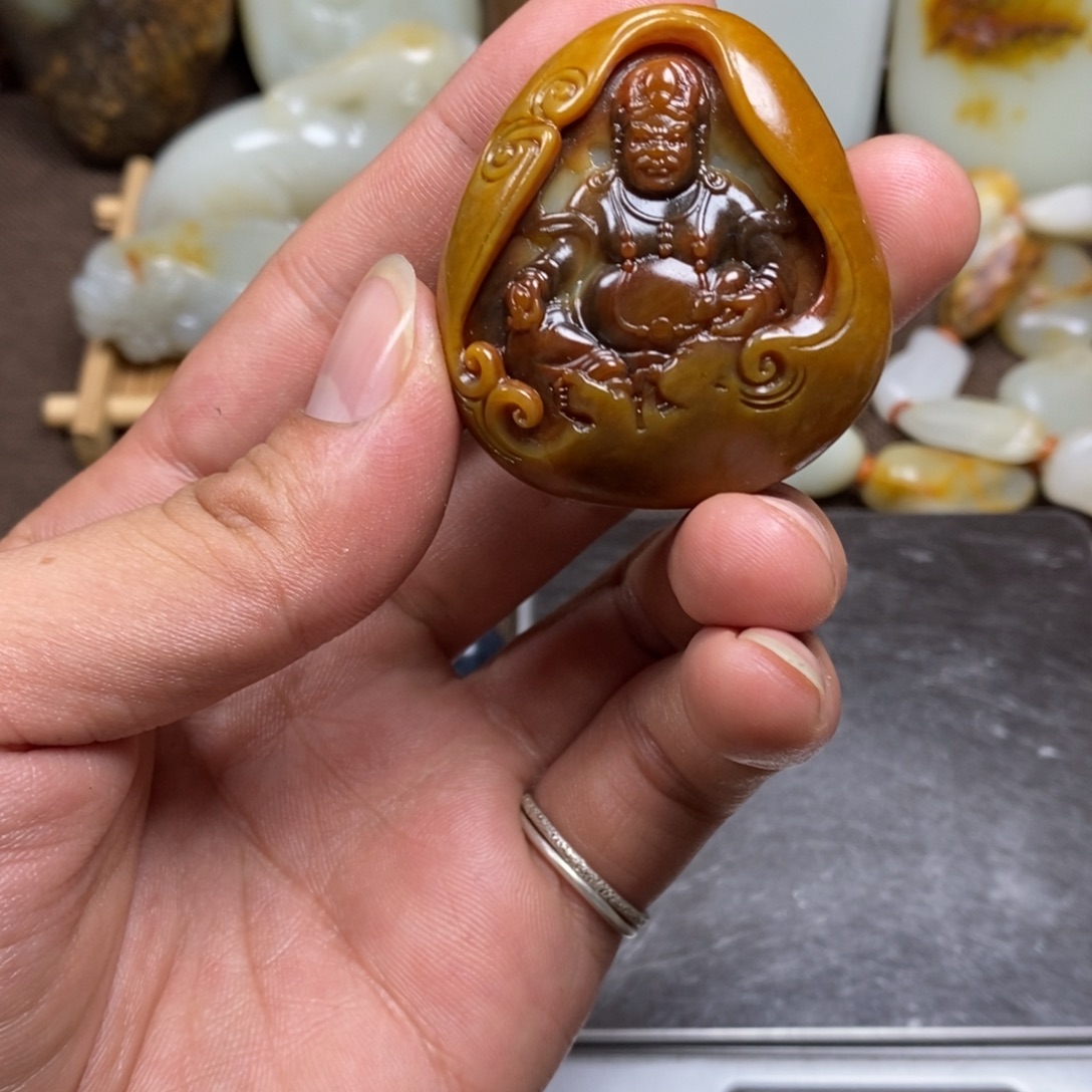 和田玉未镶嵌挂件