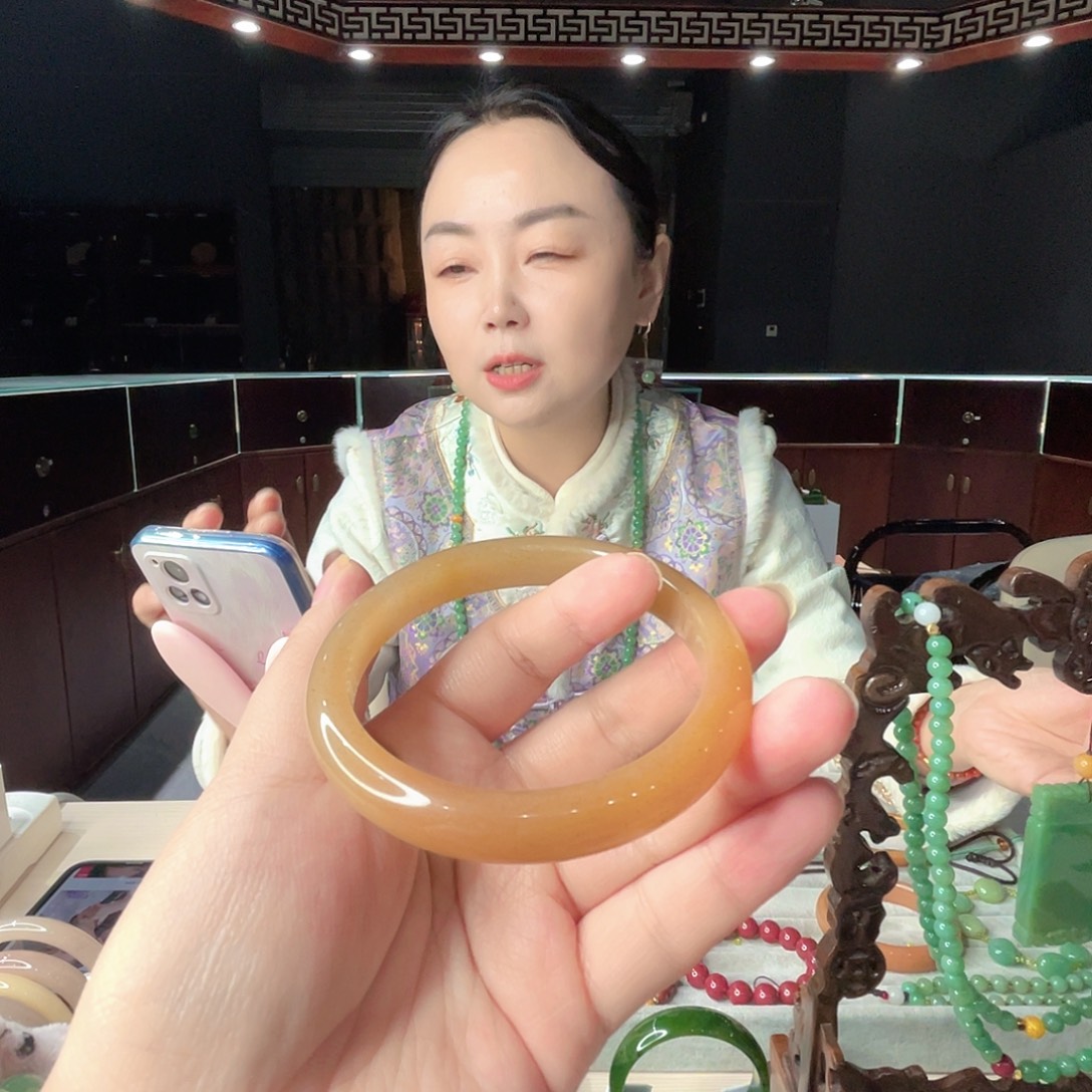 密玉（石英质玉）未镶嵌颈饰60