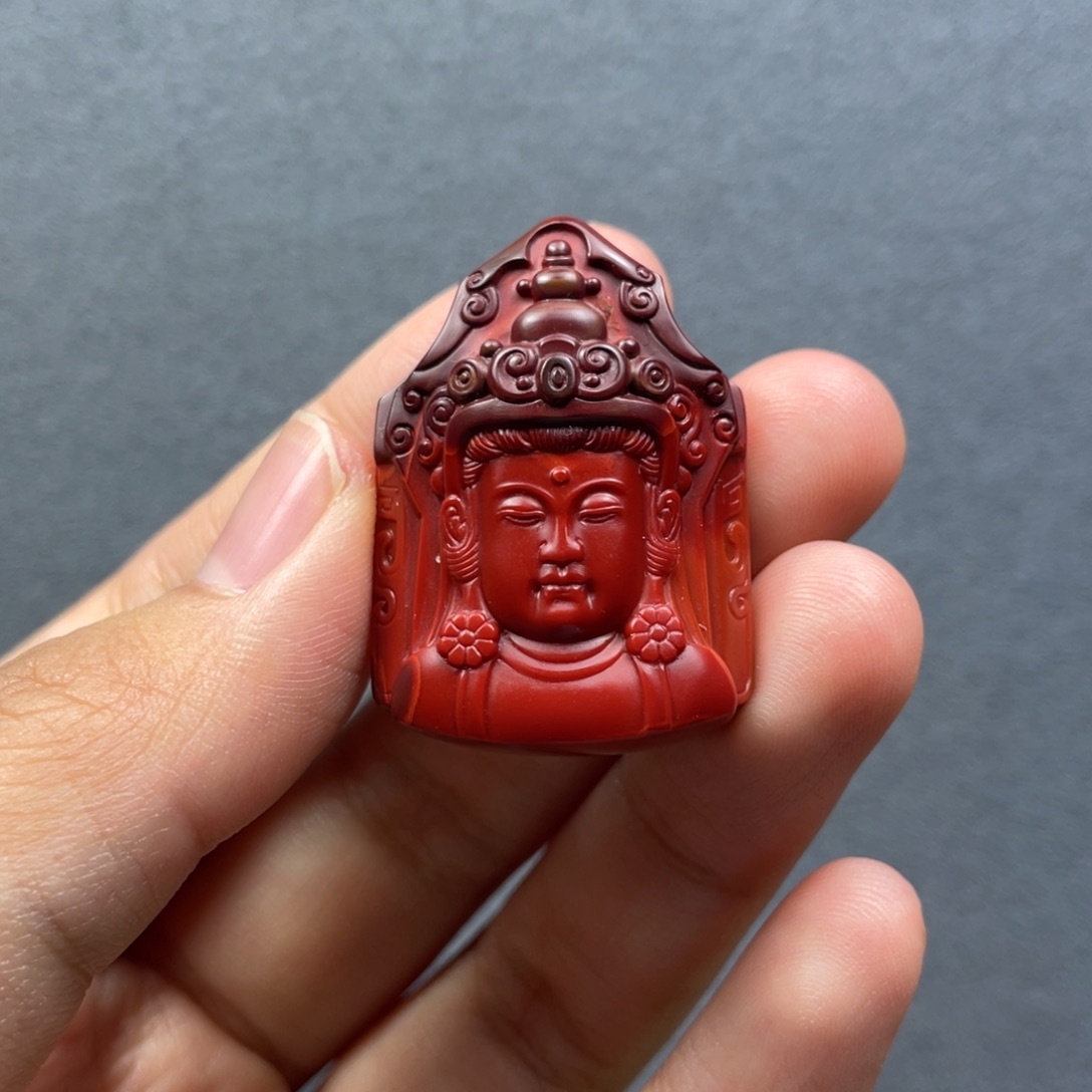 未镶嵌配饰南红玛瑙观音