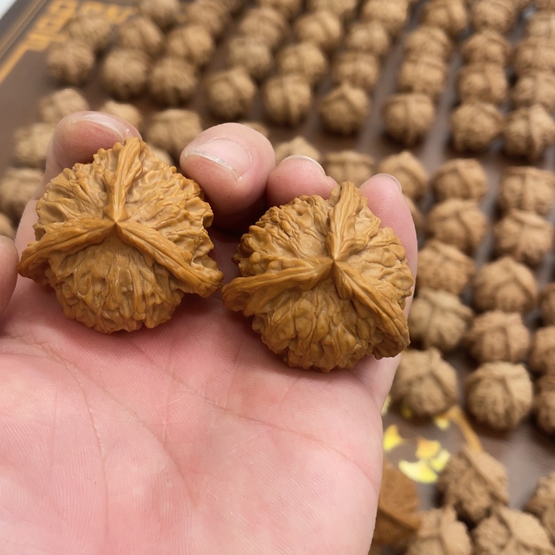 A***l吊坠文玩核桃文玩核桃一物一图