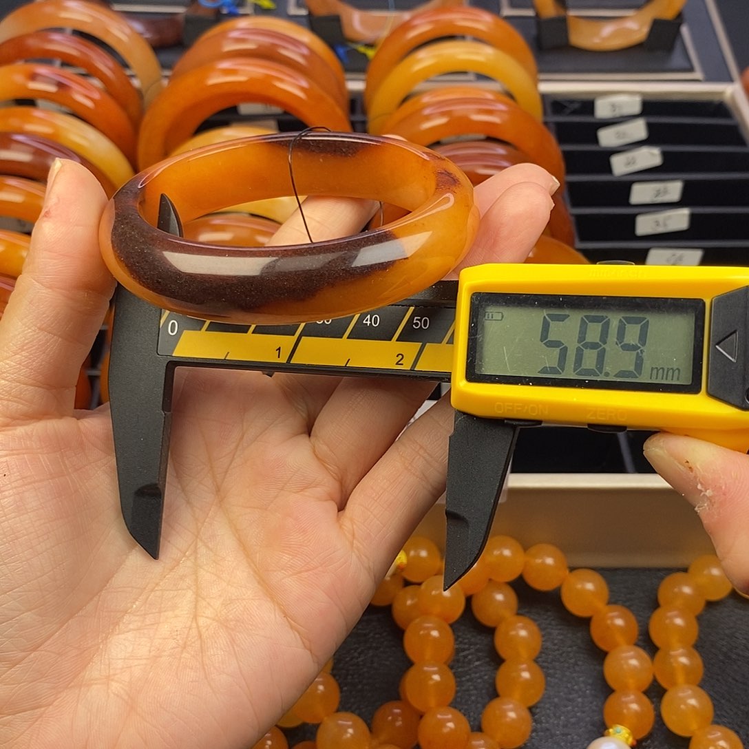 29号茄子山金沙老油料特色黑浪漫