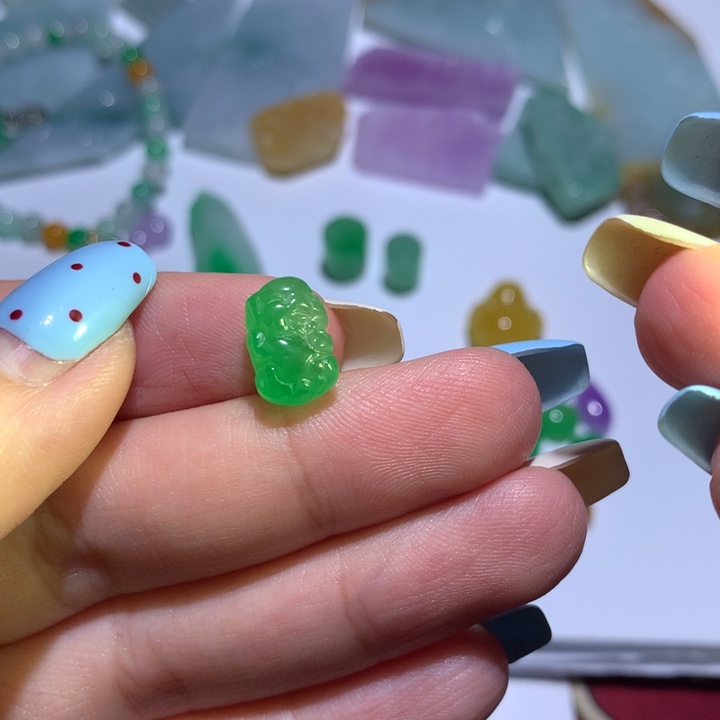 翡翠未镶嵌颈饰无镶嵌31