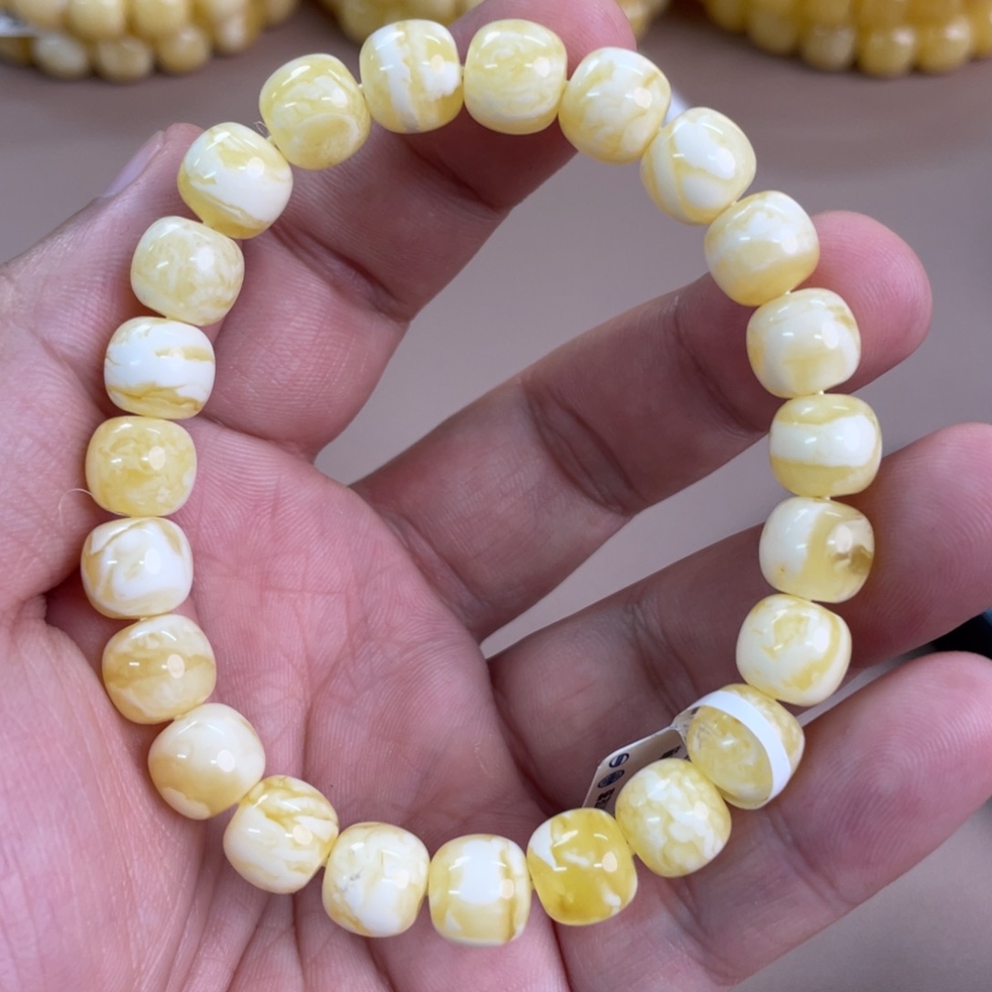 琥珀裸石未镶嵌022000000000