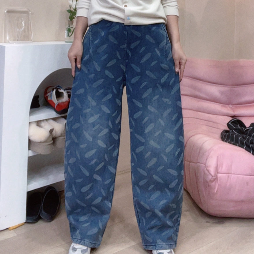 1138韩版冬季新款羽毛图案加绒加厚牛仔裤女