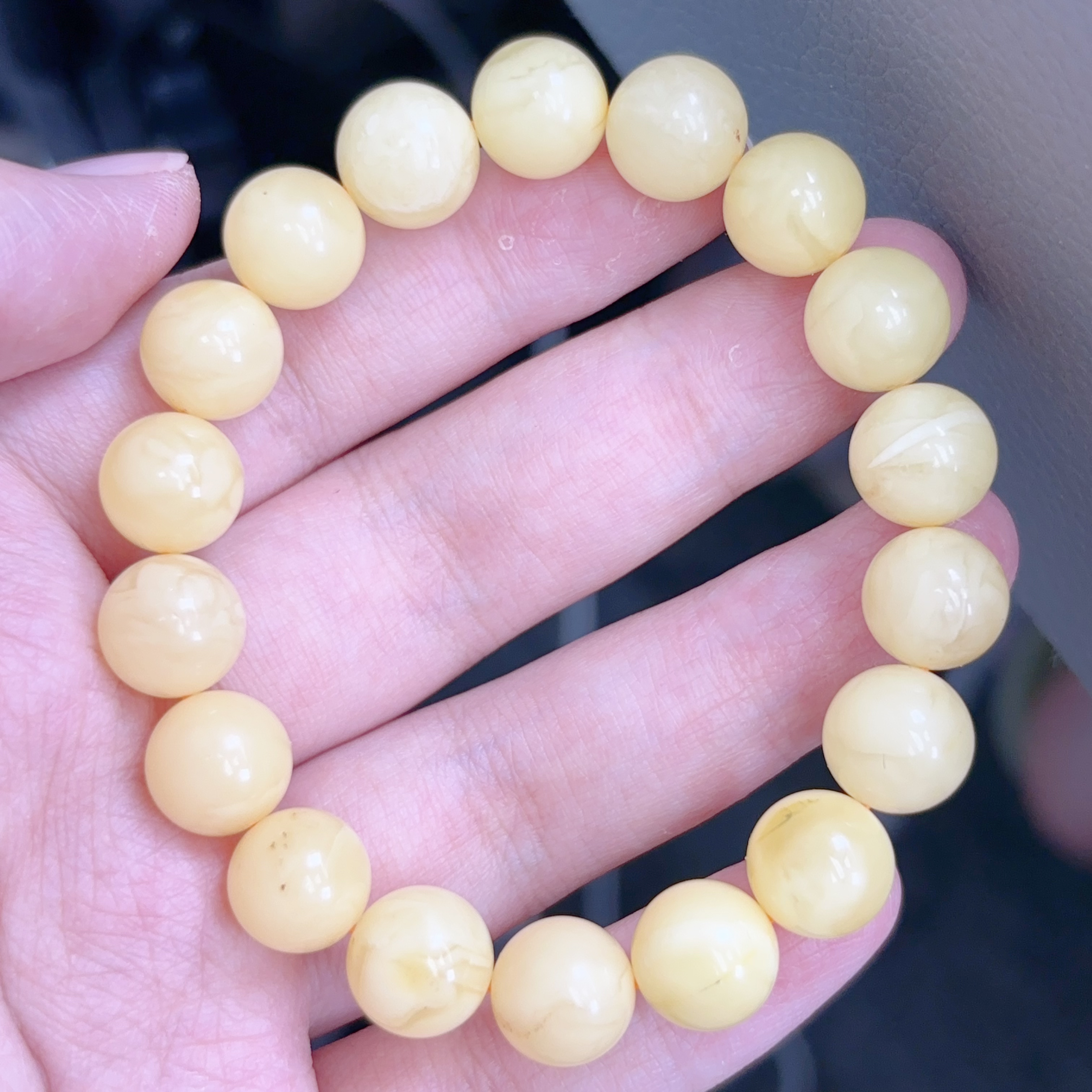白花满蜡10➕瑕疵蜜蜡圆珠手串（484号）