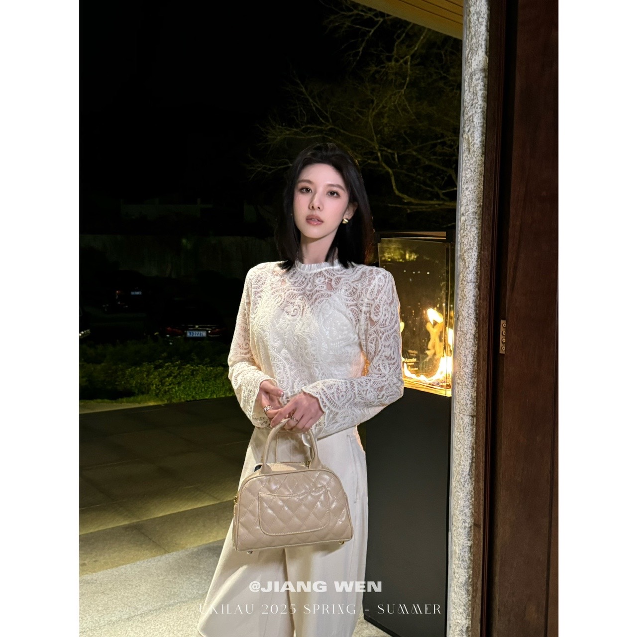 UKILAU【巴洛克画报】芭蕾风蕾丝圆领宽松法式上衣【欧若风】