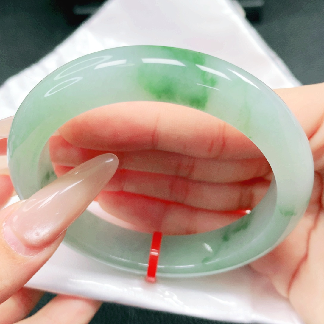 翡翠未镶嵌手镯57