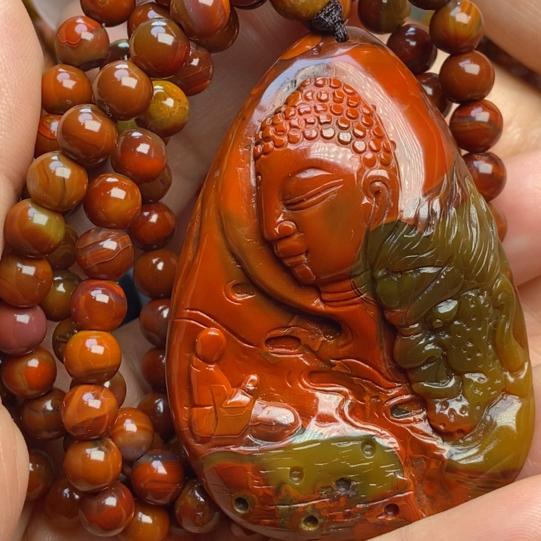 玛瑙/玉髓颈饰未镶嵌战国红