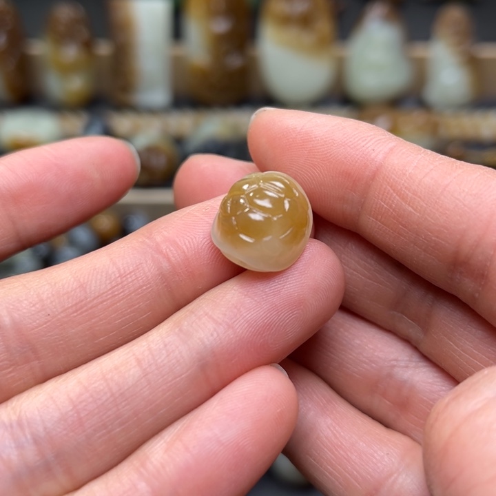 和田玉（糖玉）颈饰未镶嵌