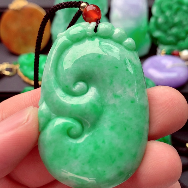 吊坠(不含链)未镶嵌翡翠